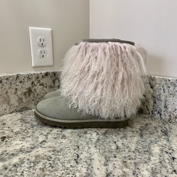 UGG Mongolian Sheepskin Cuff Boots - Picture 5 of 7